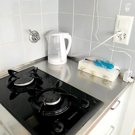 Kleine Im Zentrum Nahe Marzili شقة