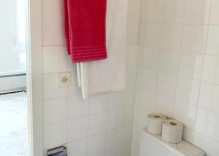 Kleine Im Zentrum Nahe Marzili *