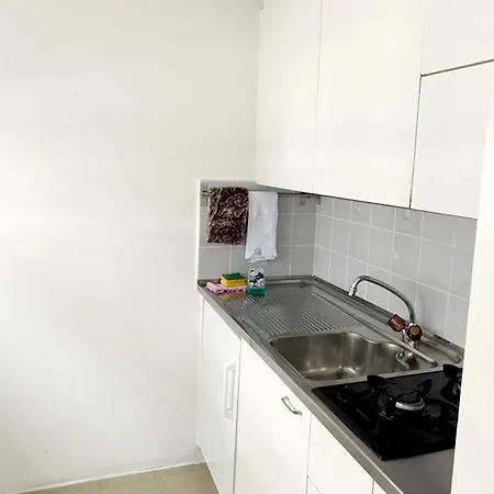Kleine Im Zentrum Nahe Marzili Lejlighed *